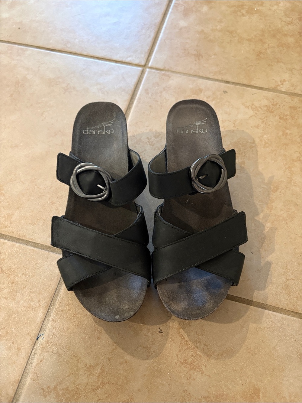 Dansko Susie Black Leather Crisscross Slide Sandals with Round Buckle